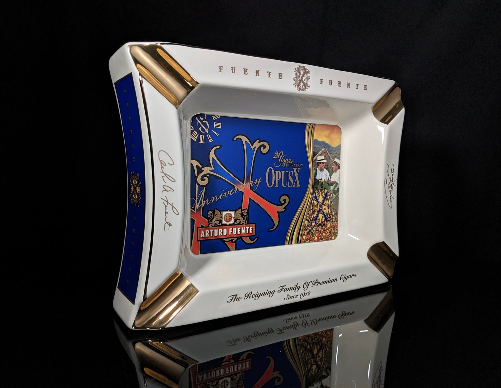 Arturo Fuente Opus X 20th Anniversary Cigar Ashtray 1 Arturo Fuente Opus X 20th Anniversary Cigar Ashtray